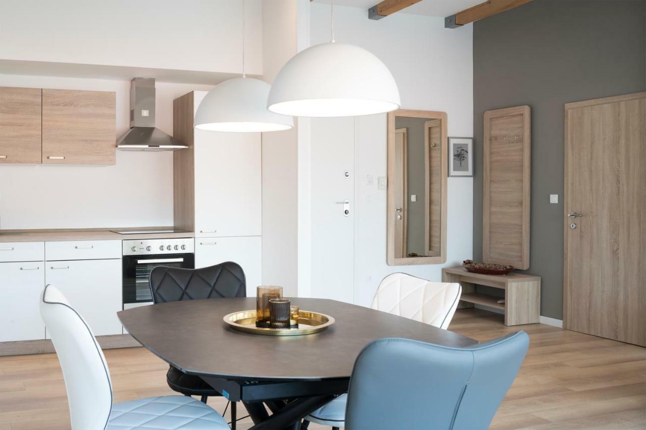 Millennium Apartments ชาโคเว็ค ภายนอก รูปภาพ