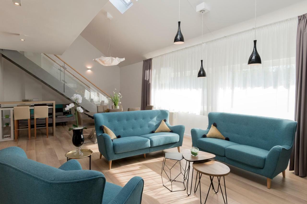 Millennium Apartments ชาโคเว็ค ภายนอก รูปภาพ